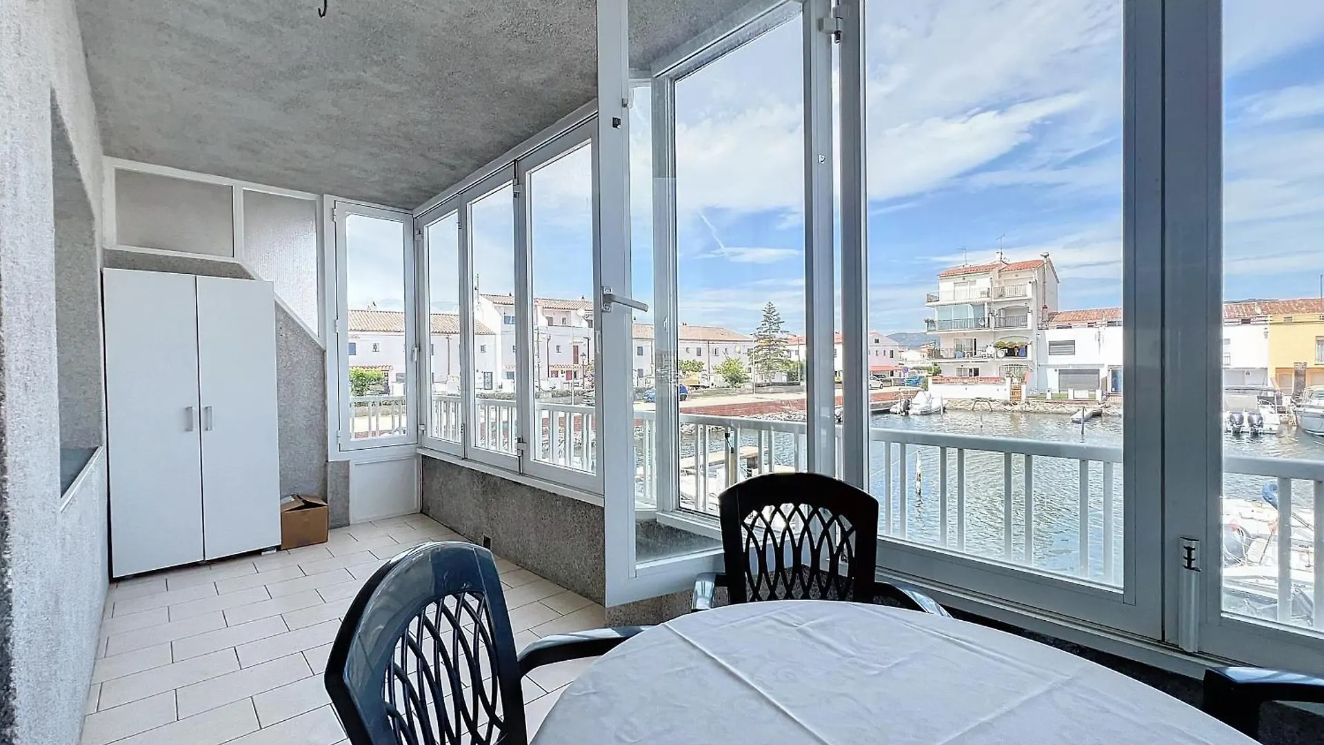 Onada II - Piso Vista Al Canal Y Puerto - Garaje P Empuriabrava Spanje